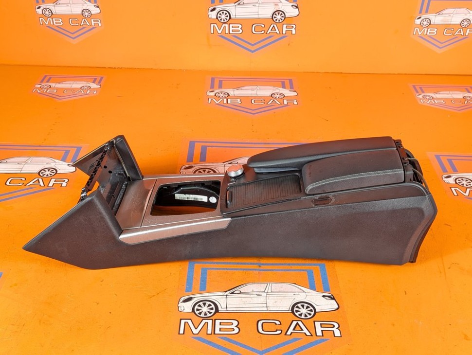 Подлокотник MERCEDES-BENZ E-класс W212/S212/C207/A207 (2009 - 2013) фото 1 &mdash; Разборка Мерседес