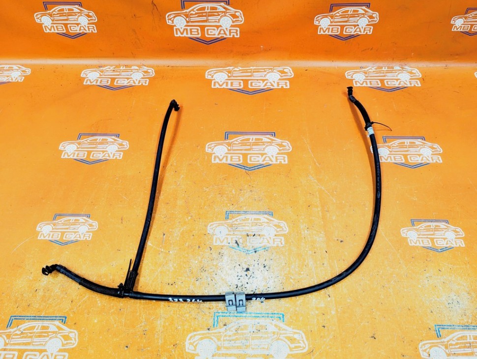Шланг омывателей фар MERCEDES-BENZ C-класс W204/S204/С204 рестайлинг (2011 - 2015) фото 1 — Разборка Мерседес