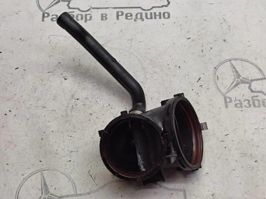 Патрубок воздушный MERCEDES-BENZ E-класс W211/S211 (2002 - 2006) — Разборка Мерседес