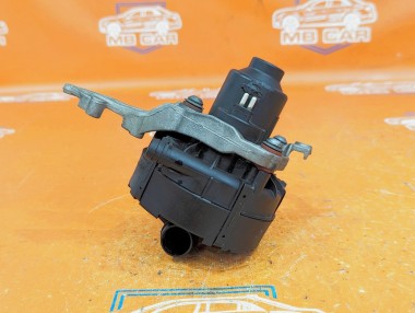 Продувка катализатора MERCEDES-BENZ S-класс W221 (2005 - 2009) — Разборка Мерседес