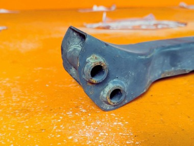 Поперечина MERCEDES-BENZ X-класс I (2017 - 2020) &mdash; Разборка Мерседес