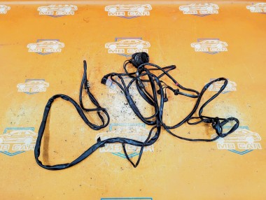 Проводка топливного насоса MERCEDES-BENZ E-класс W124/S124/C124/A124 (1984 - 1997) — Разборка Мерседес