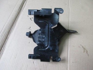 Кронштейн крепления ЭБУ MERCEDES-BENZ CLS-класс C218/X218 (2010 - 2014) — Разборка Мерседес