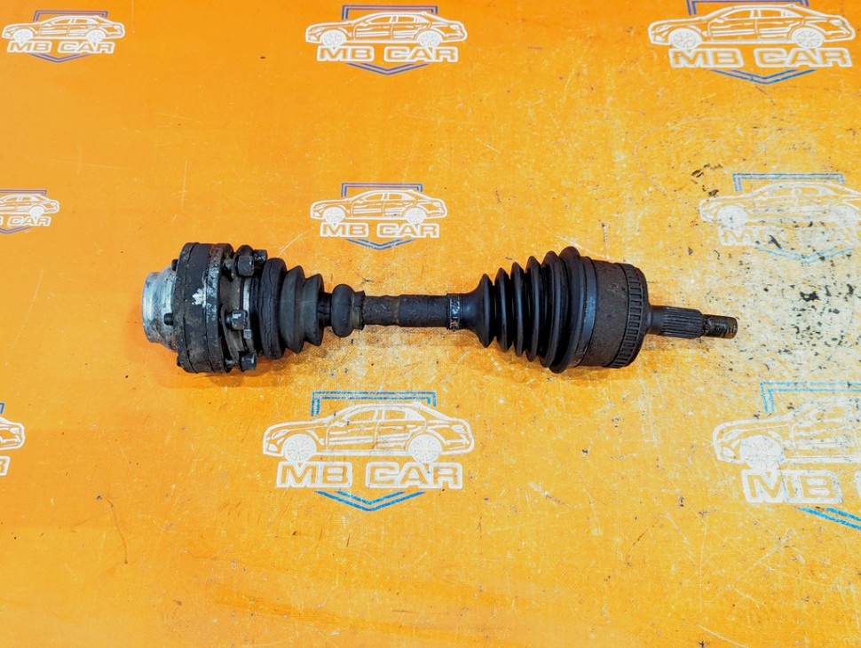 Привод передний правый MERCEDES-BENZ Vito W638 (1996 - 2003) фото 1 &mdash; Разборка Мерседес