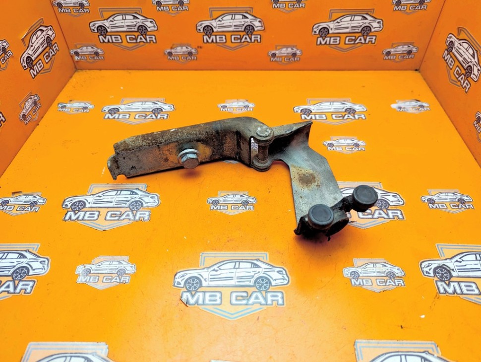 Ролик сдвижной двери MERCEDES-BENZ Vito W638 (1996 - 2003) фото 1 — Разборка Мерседес