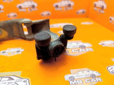 Ролик сдвижной двери MERCEDES-BENZ Vito W638 (1996 - 2003) — Разборка Мерседес