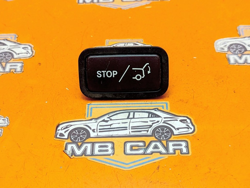 Кнопка закрытия багажника MERCEDES-BENZ GLK-класс X204 (2008 - 2012) фото 1 — Разборка Мерседес