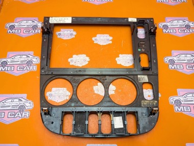 Накладка блока климата MERCEDES-BENZ M-класс W163 (1997 - 2001) &mdash; Разборка Мерседес
