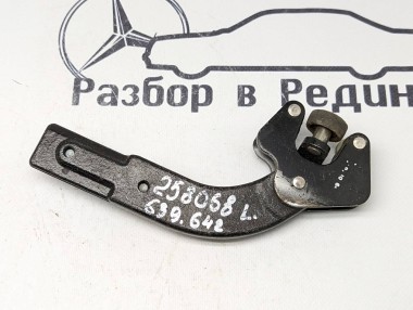 Ролик сдвижной двери MERCEDES-BENZ V-класс W639 (2003 - 2014) — Разборка Мерседес
