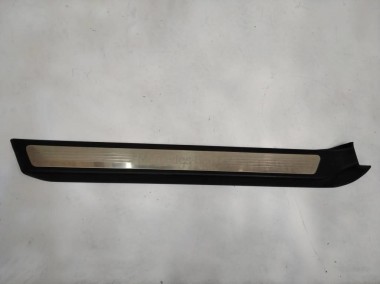 Накладка порога внутренняя MERCEDES-BENZ E-класс W212/S212/C207/A207 (2009 - 2013) — Разборка Мерседес