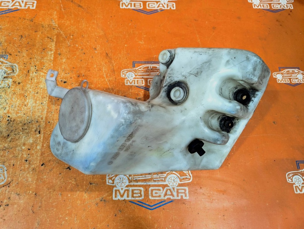 Бачок омывателя MERCEDES-BENZ S-класс W220 рестайлинг (2002 - 2005) фото 1 — Разборка Мерседес