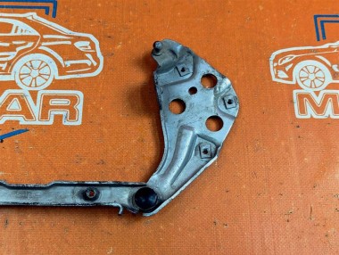 Петля капота MERCEDES-BENZ E-класс W210/S210 (1995 - 1999) — Разборка Мерседес