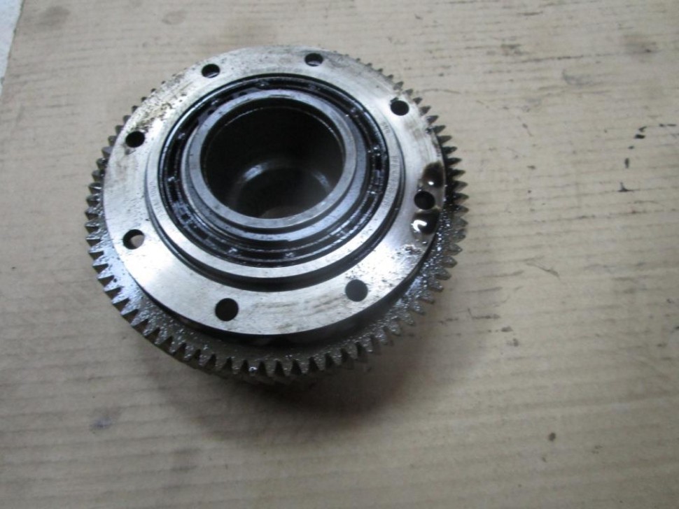 Шестерня привода ТНВД MERCEDES-BENZ Sprinter W906 (2006 - 2019) фото 1 — Разборка Мерседес