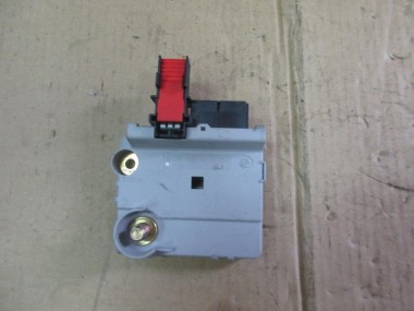 Блок предохранителей MERCEDES-BENZ S-класс W220 рестайлинг (2002 - 2005) — Разборка Мерседес