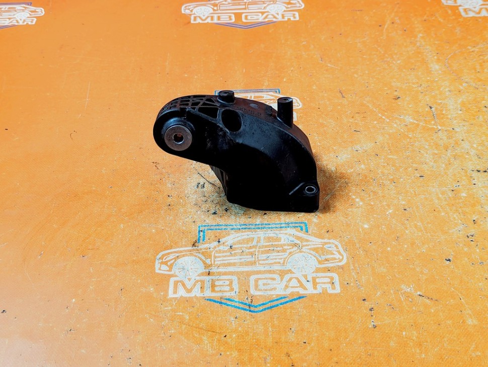 Лапа правая MERCEDES-BENZ GL-класс X166 (2012 - 2016) фото 1 &mdash; Разборка Мерседес