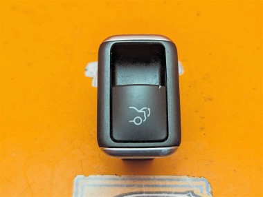 Кнопка открытия багажника MERCEDES-BENZ E-класс W212/S212/C207/A207 (2009 - 2013) — Разборка Мерседес
