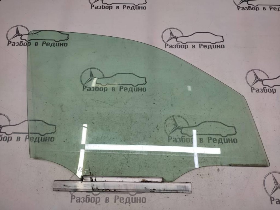 Стекло переднее правое MERCEDES-BENZ M-класс W163 (1997 - 2001) фото 1 — Разборка Мерседес