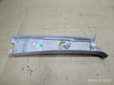 Накладка средней стойки MERCEDES-BENZ M-класс W163 (1997 - 2001) — Разборка Мерседес