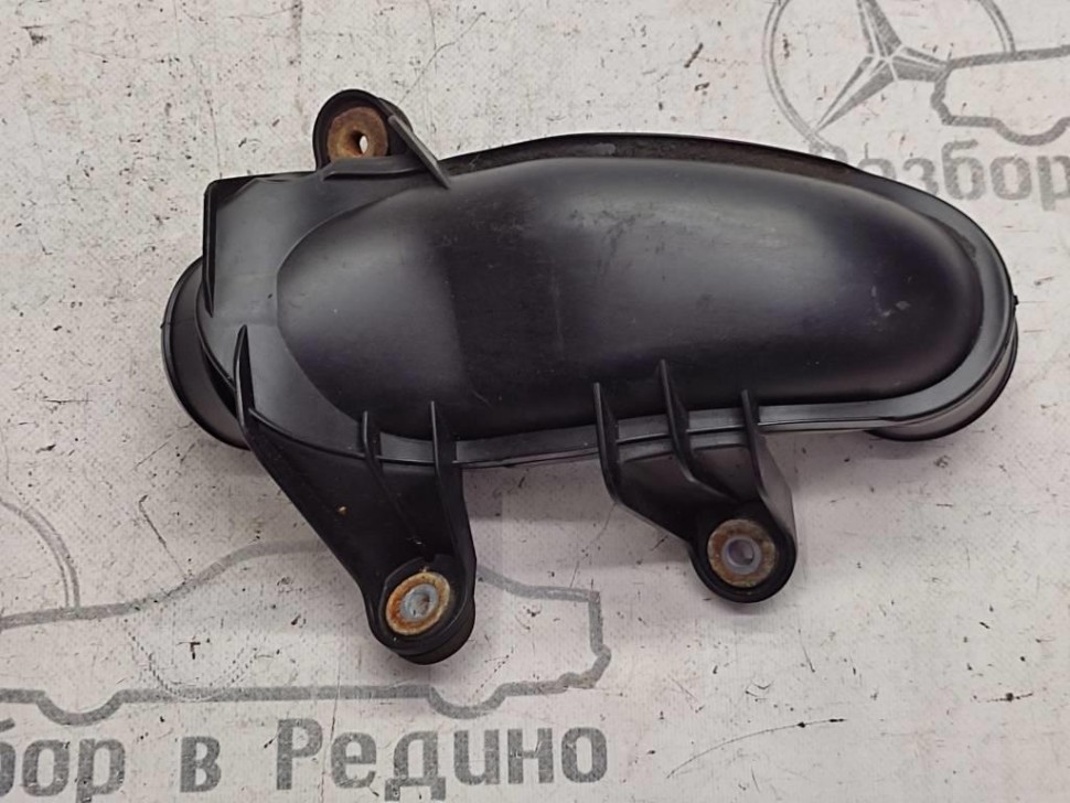 Патрубок интеркулера MERCEDES-BENZ S-класс W221 (2005 - 2009) фото 1 — Разборка Мерседес