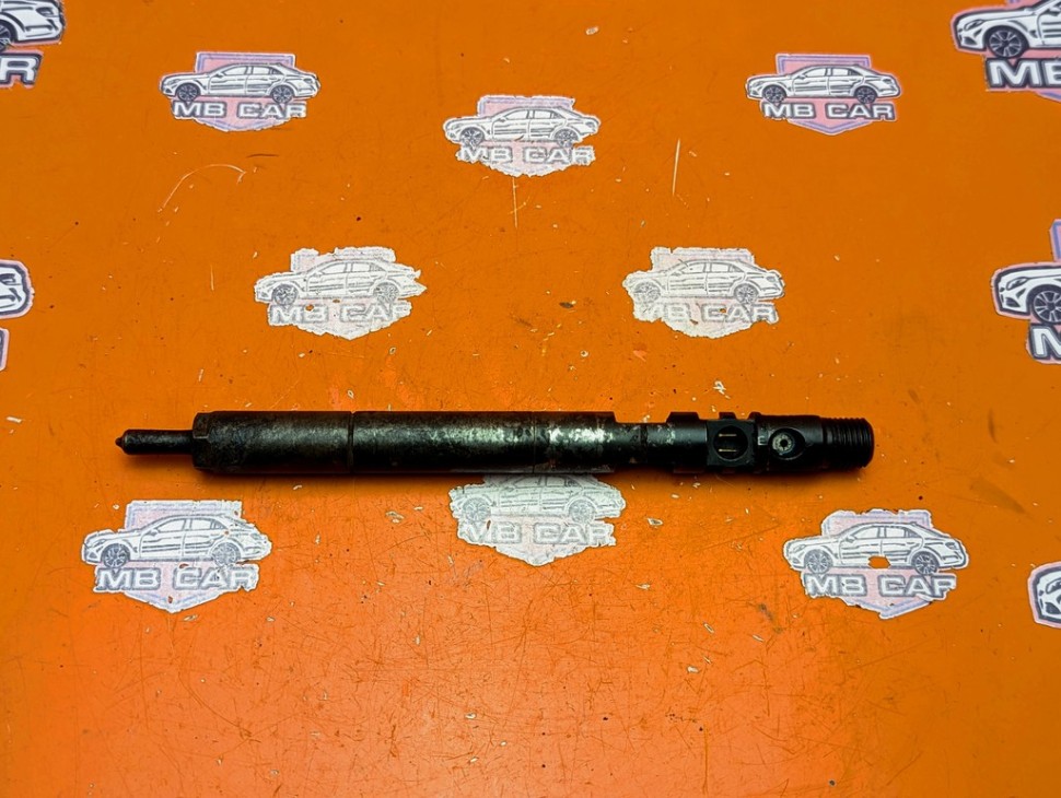 Форсунка ДИЗЕЛЬ MERCEDES-BENZ C-класс W204/S204 (2006 - 2011) фото 1 &mdash; Разборка Мерседес