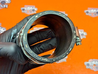 Патрубок интеркулера MERCEDES-BENZ E-класс W213/S213/C238/A238 (2016 - 2021) — Разборка Мерседес