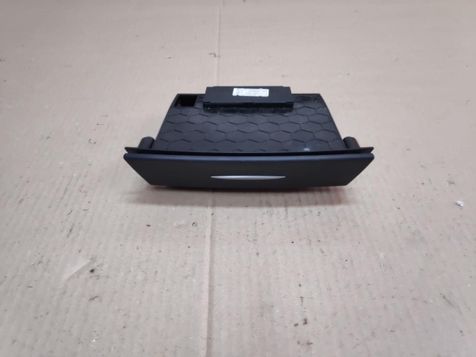 Вещевой отсек MERCEDES-BENZ SLK-класс R171 (2004 - 2008) фото 1 — Разборка Мерседес