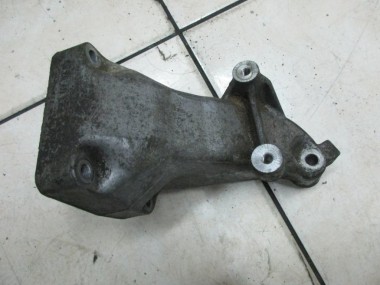 Лапа левая MERCEDES-BENZ E-класс W211/S211 (2002 - 2006) — Разборка Мерседес