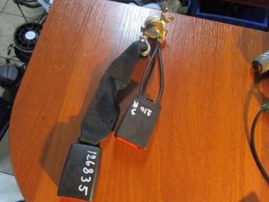 Замок ремня безопасности MERCEDES-BENZ E-класс W210/S210 (1995 - 1999) — Разборка Мерседес