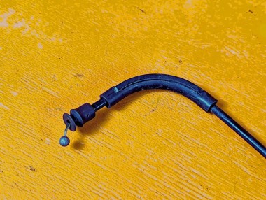 Трос капота MERCEDES-BENZ C-класс W204/S204/С204 рестайлинг (2011 - 2015) &mdash; Разборка Мерседес