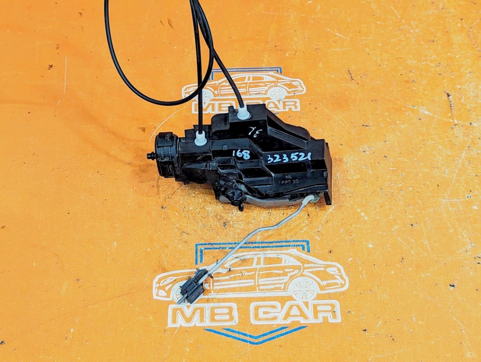 Замок двери задней левой MERCEDES-BENZ A-класс W168 (1997 - 2001) фото 1 — Разборка Мерседес