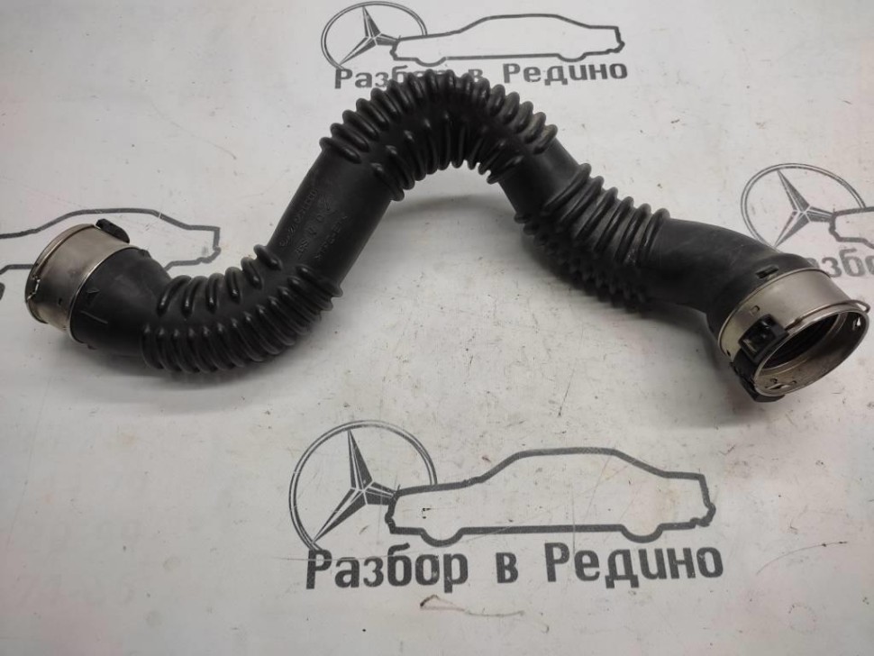 Патрубок интеркулера MERCEDES-BENZ A-класс W176 (2012 - 2015) фото 1 — Разборка Мерседес