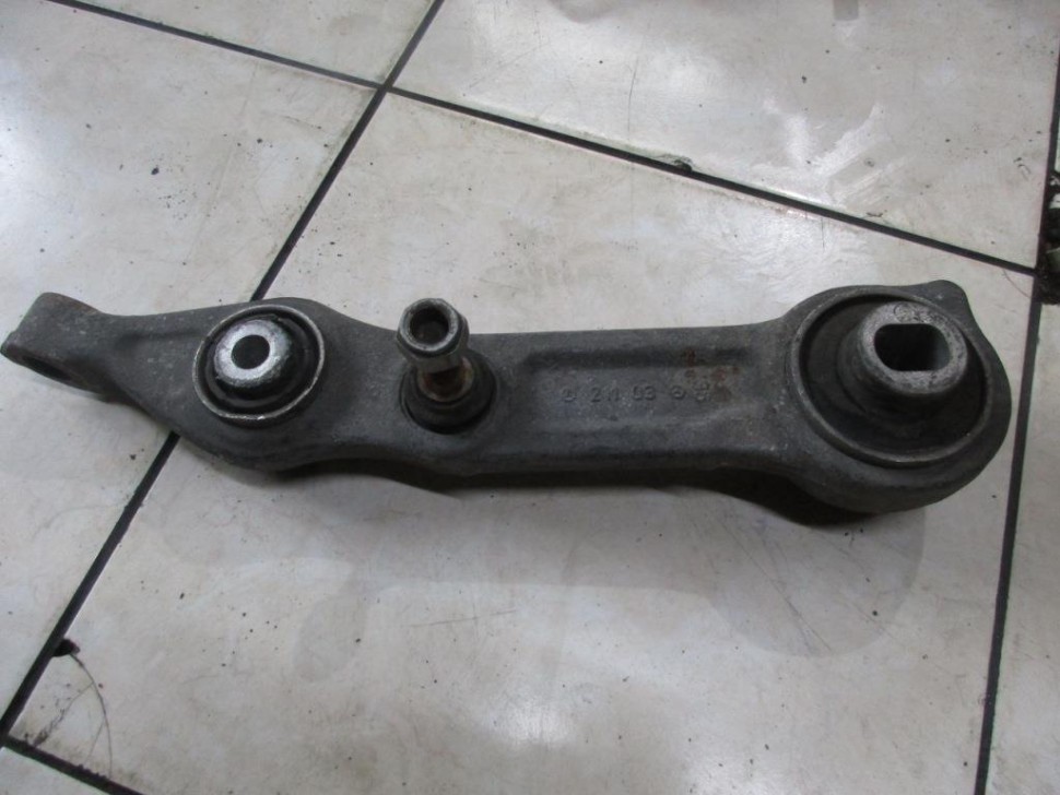 Рычаг передний нижний правый MERCEDES-BENZ E-класс W211/S211 (2002 - 2006) фото 1 — Разборка Мерседес
