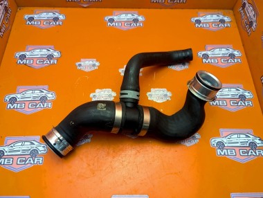 Патрубок радиатора MERCEDES-BENZ E-класс W212/S212/C207/A207 (2009 - 2013) — Разборка Мерседес