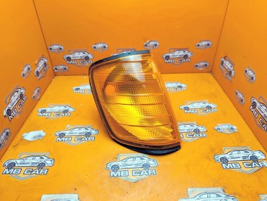 Поворотник правый MERCEDES-BENZ E-класс W124/S124/C124/A124 (1984 - 1997) &mdash; Разборка Мерседес