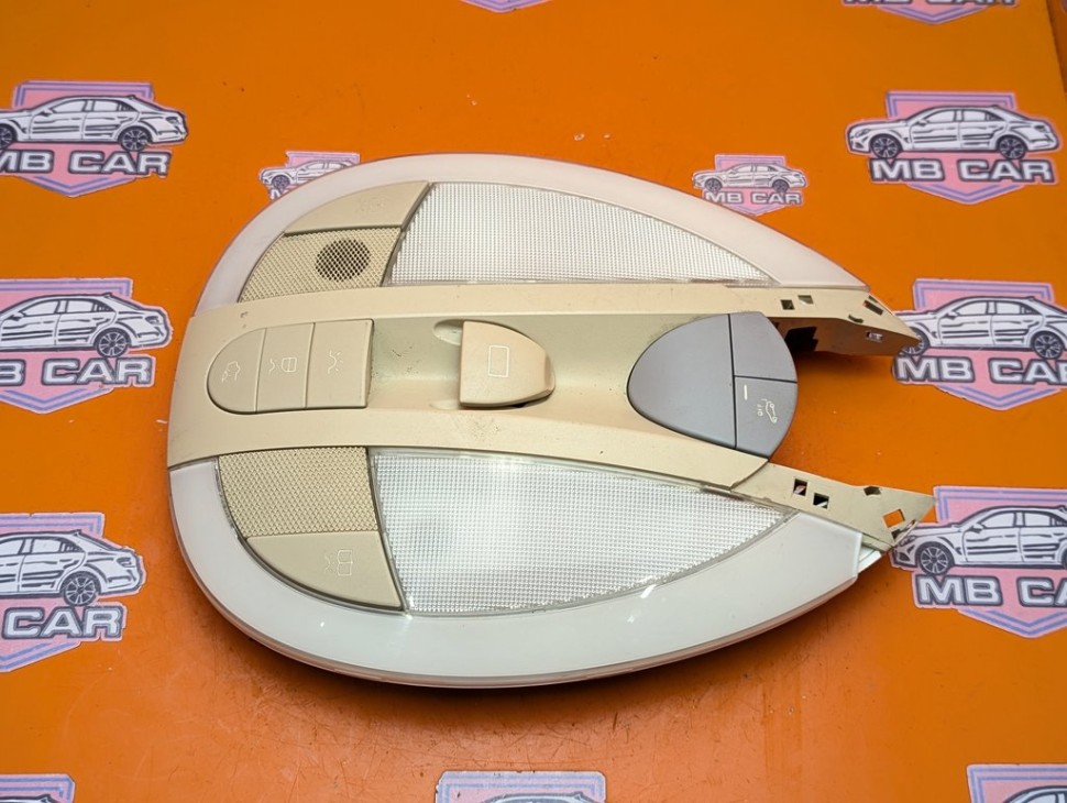 Плафон салона MERCEDES-BENZ E-класс W211/S211 (2002 - 2006) фото 1 &mdash; Разборка Мерседес