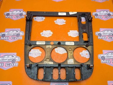 Накладка блока климата MERCEDES-BENZ M-класс W163 рестайлинг (2001 - 2005) &mdash; Разборка Мерседес