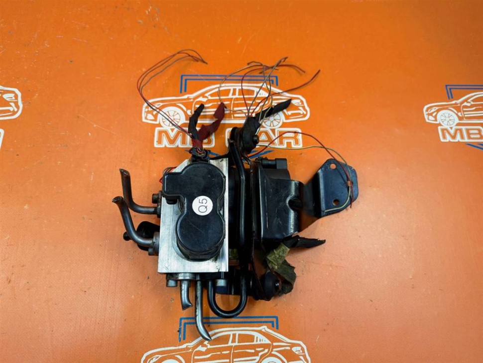 Блок клапанов гидроподвески MERCEDES-BENZ S-класс W221 рестайлинг (2009 - 2013) фото 1 — Разборка Мерседес