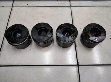 Поршень дизель MERCEDES-BENZ C-класс W203/S203/CL203 (2000 - 2004) — Разборка Мерседес