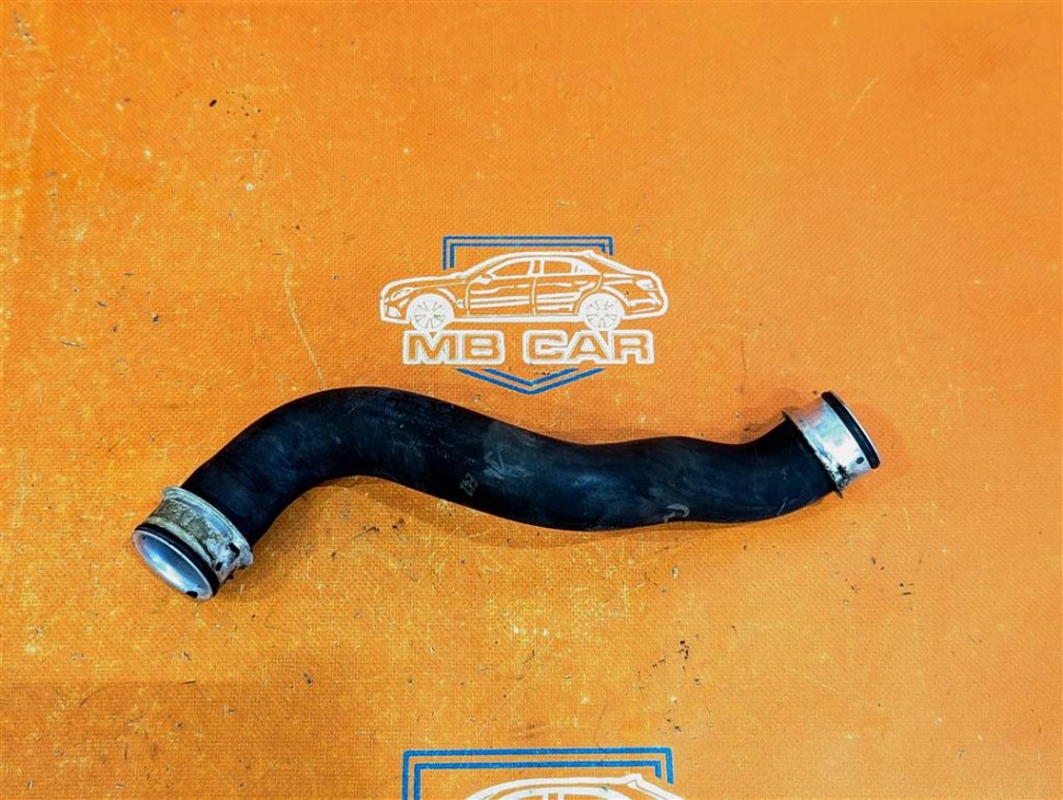 Патрубок радиатора MERCEDES-BENZ GLK-класс X204 (2008 - 2012) фото 1 — Разборка Мерседес
