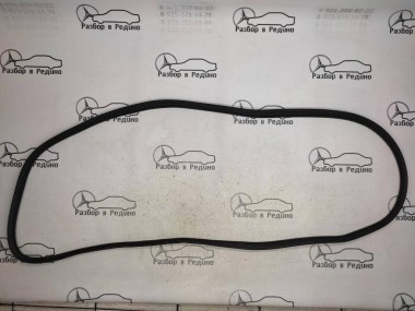 Уплотнитель крышки багажника MERCEDES-BENZ M-класс W164 (2005 - 2008) — Разборка Мерседес