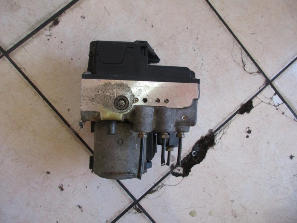 Блок ABS MERCEDES-BENZ S-класс W140 (1991 - 1998) фото 1 — Разборка Мерседес