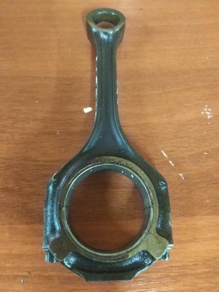 Шатун Бензин MERCEDES-BENZ M-класс W164 (2005 - 2008) фото 1 — Разборка Мерседес