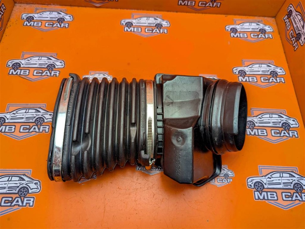 Патрубок воздушный MERCEDES-BENZ GLE-класс V167 (2018 - 2024) фото 1 — Разборка Мерседес