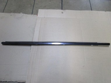 Молдинг стекла двери MERCEDES-BENZ E-класс W211/S211 (2002 - 2006) — Разборка Мерседес
