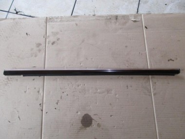 Молдинг стекла двери MERCEDES-BENZ C-класс W203/S203/CL203 рестайлинг (2004 - 2008) — Разборка Мерседес