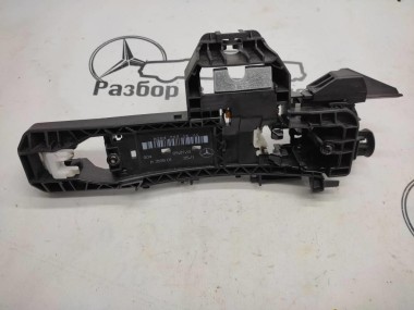 Ответная часть замка двери MERCEDES-BENZ A-класс AMG W176 (2013 - 2015) — Разборка Мерседес