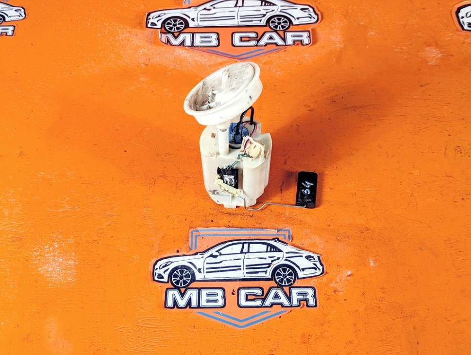 Насос топливный MERCEDES-BENZ C-класс W203/S203/CL203 (2000 - 2004) фото 1 &mdash; Разборка Мерседес