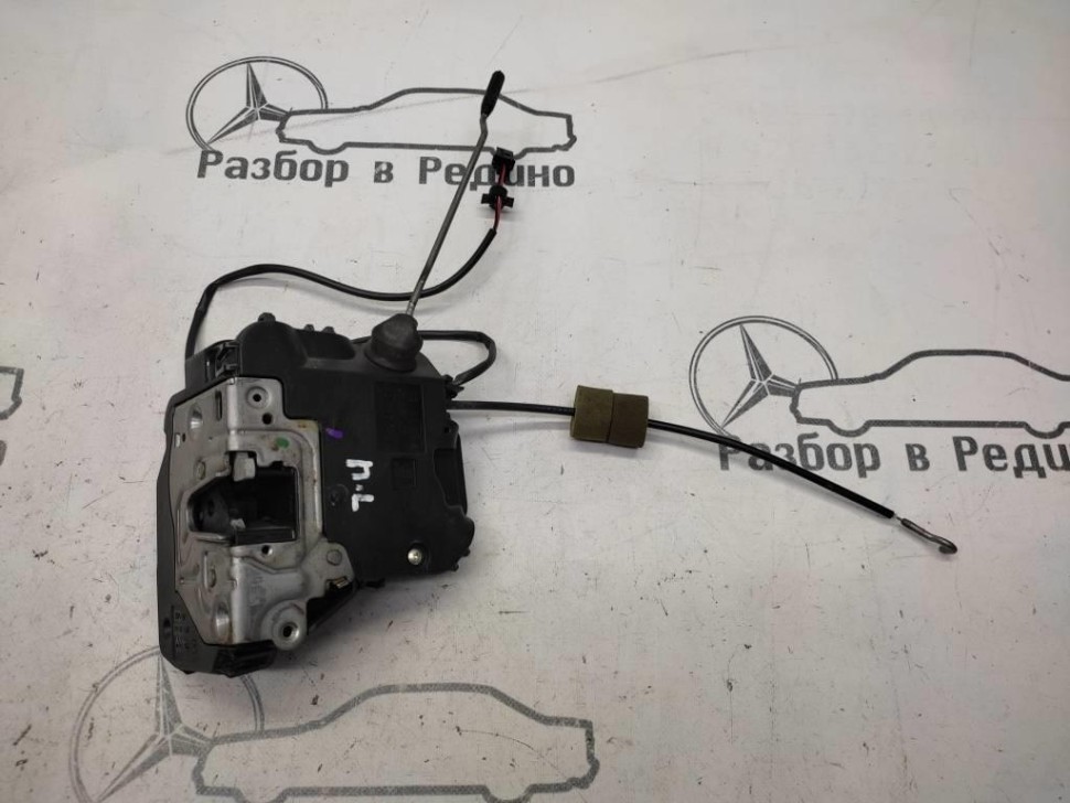 Замок двери передней левой MERCEDES-BENZ CLS-класс C219 (2004 - 2008) фото 1 — Разборка Мерседес