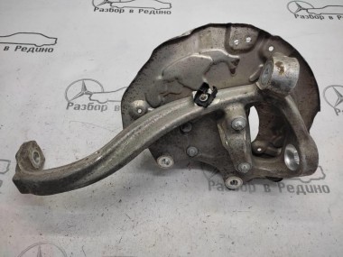 Кулак поворотный передний левый MERCEDES-BENZ C-класс W205/S205/C205/A205 (2014 - 2018) — Разборка Мерседес