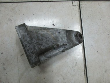 Лапа правая MERCEDES-BENZ E-класс W211/S211 (2002 - 2006) — Разборка Мерседес